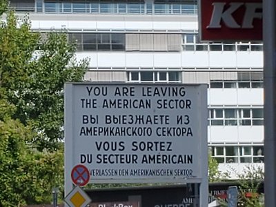 berlin_checkpoint_charlie_sign