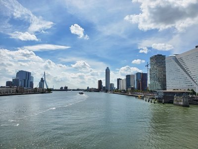 rotterdam_bridge_view